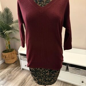 V-Neck Burgundy Women's Sweater nwt